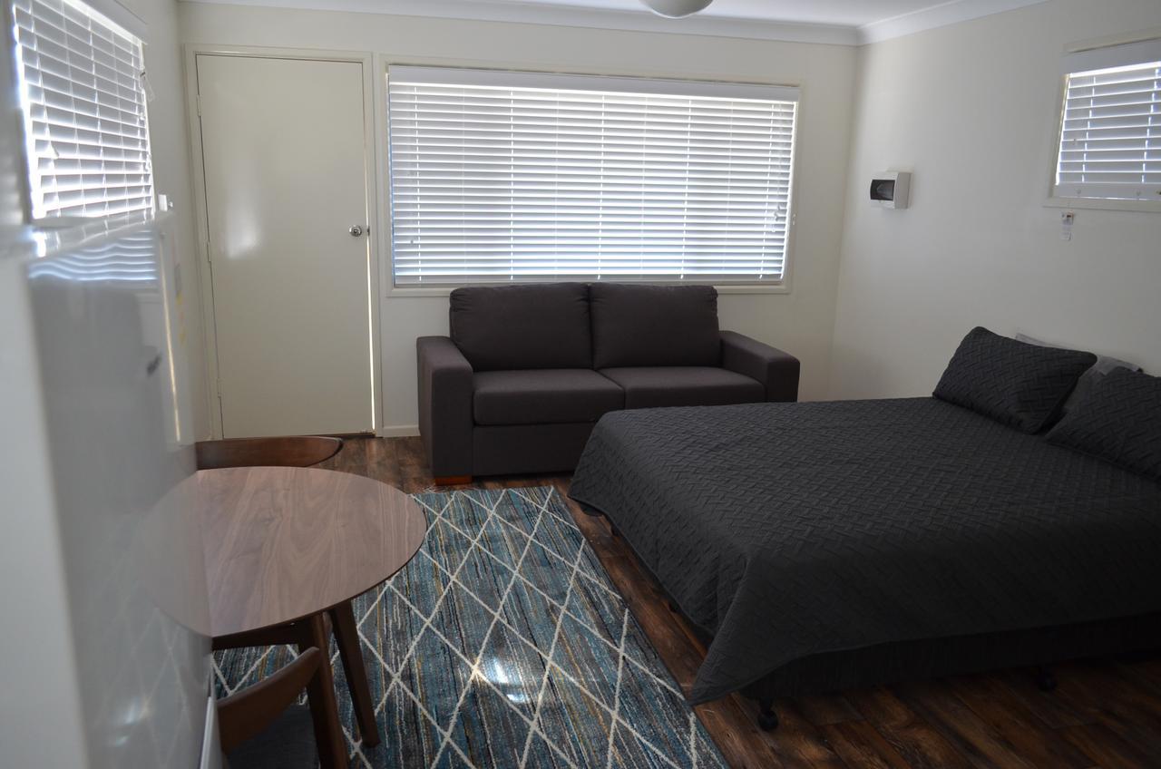 Wondai Accommodation Units And Villas Exterior photo